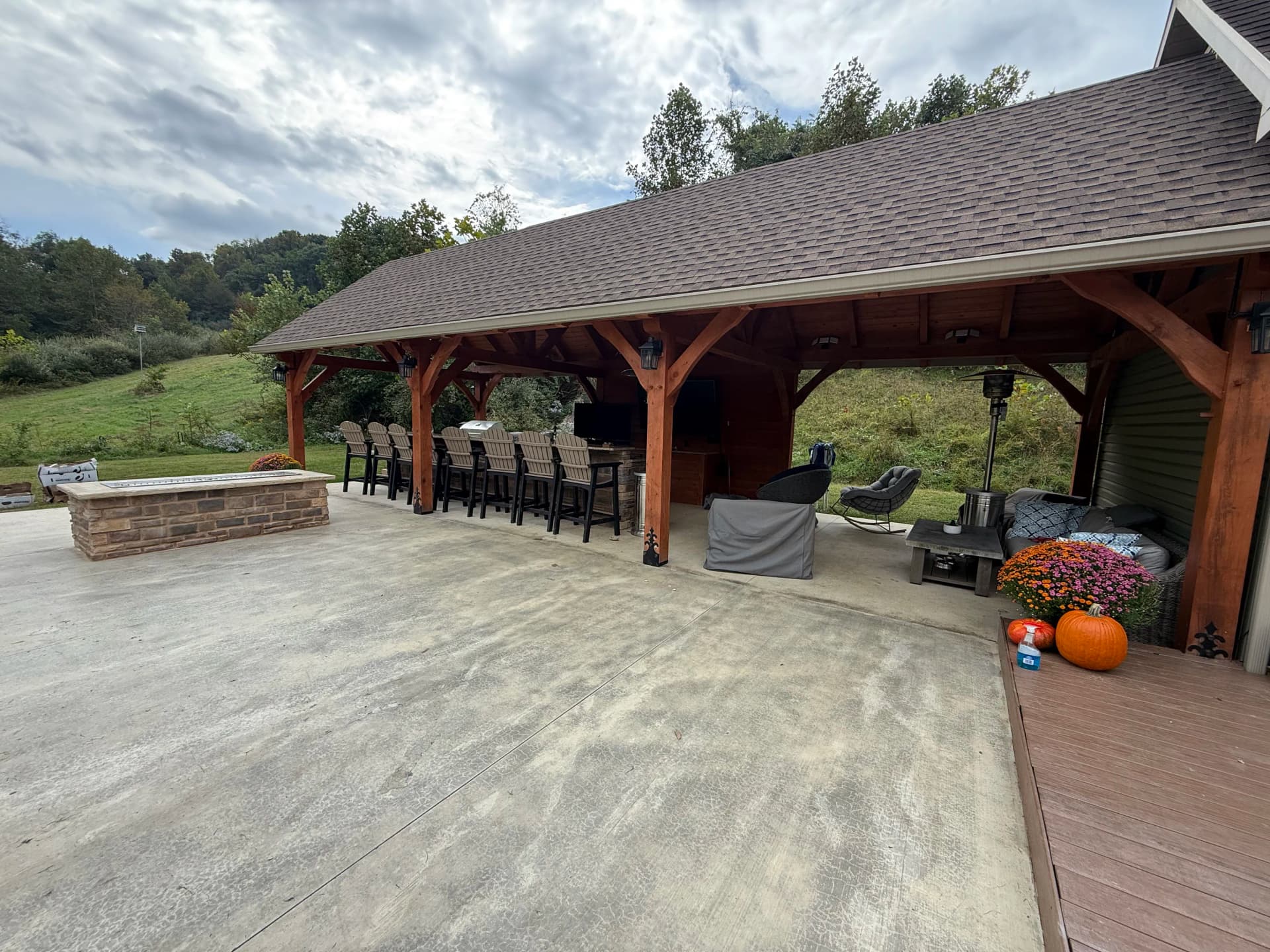 Gallery photos for Timber Frame Outdoor Kitchen and Bar Built to Last: Image #2