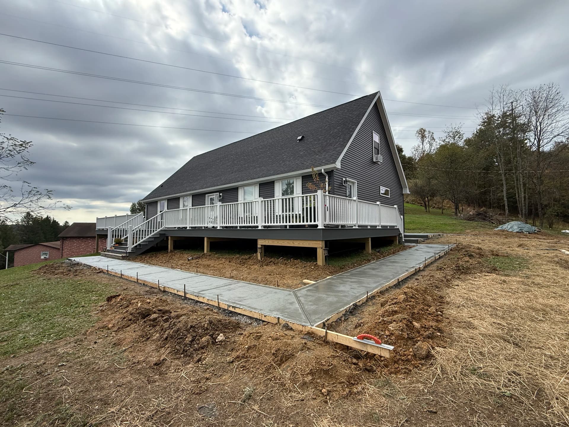 Gallery photos for Concrete Sidewalk and Patio Installation on a New Home Build: Image #6